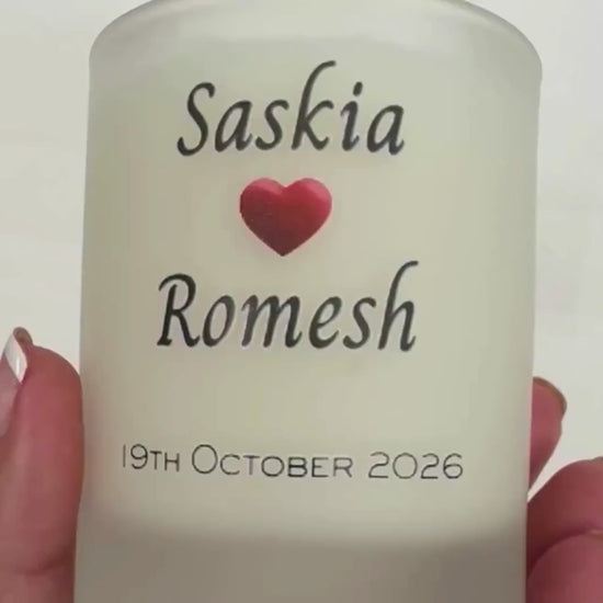 Personalised Wedding Candle Gift, Mr & Mrs Name and Date, Bride and Groom Keepsake, Engagement or Anniversary Gift for Couple, Custom Print