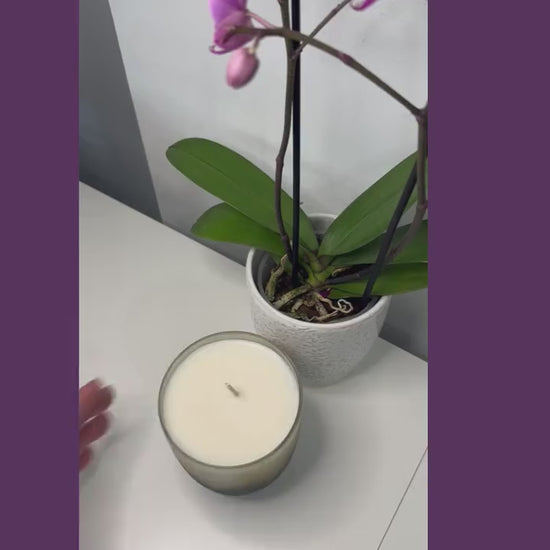 Hand-Poured Scented Natural Wax Candle made in Fairtrade Handmade Recycled Glass with a 40hr burn